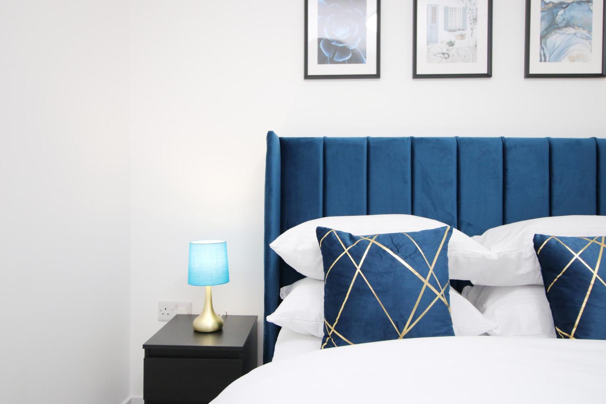 New Cardiff Bloc Exclusive Apartments By Prime Stays - Shops And Parking - Great For Groups And Families Eksteriør billede