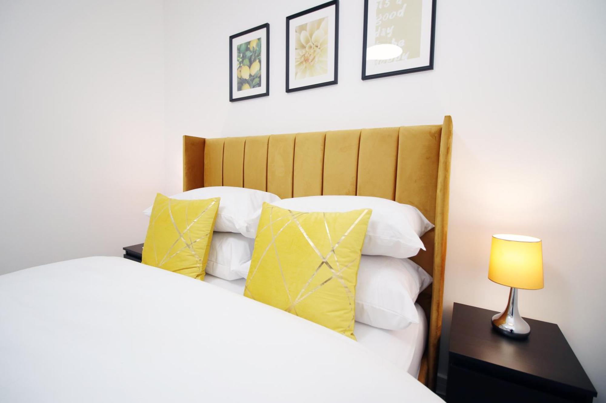 New Cardiff Bloc Exclusive Apartments By Prime Stays - Shops And Parking - Great For Groups And Families Eksteriør billede