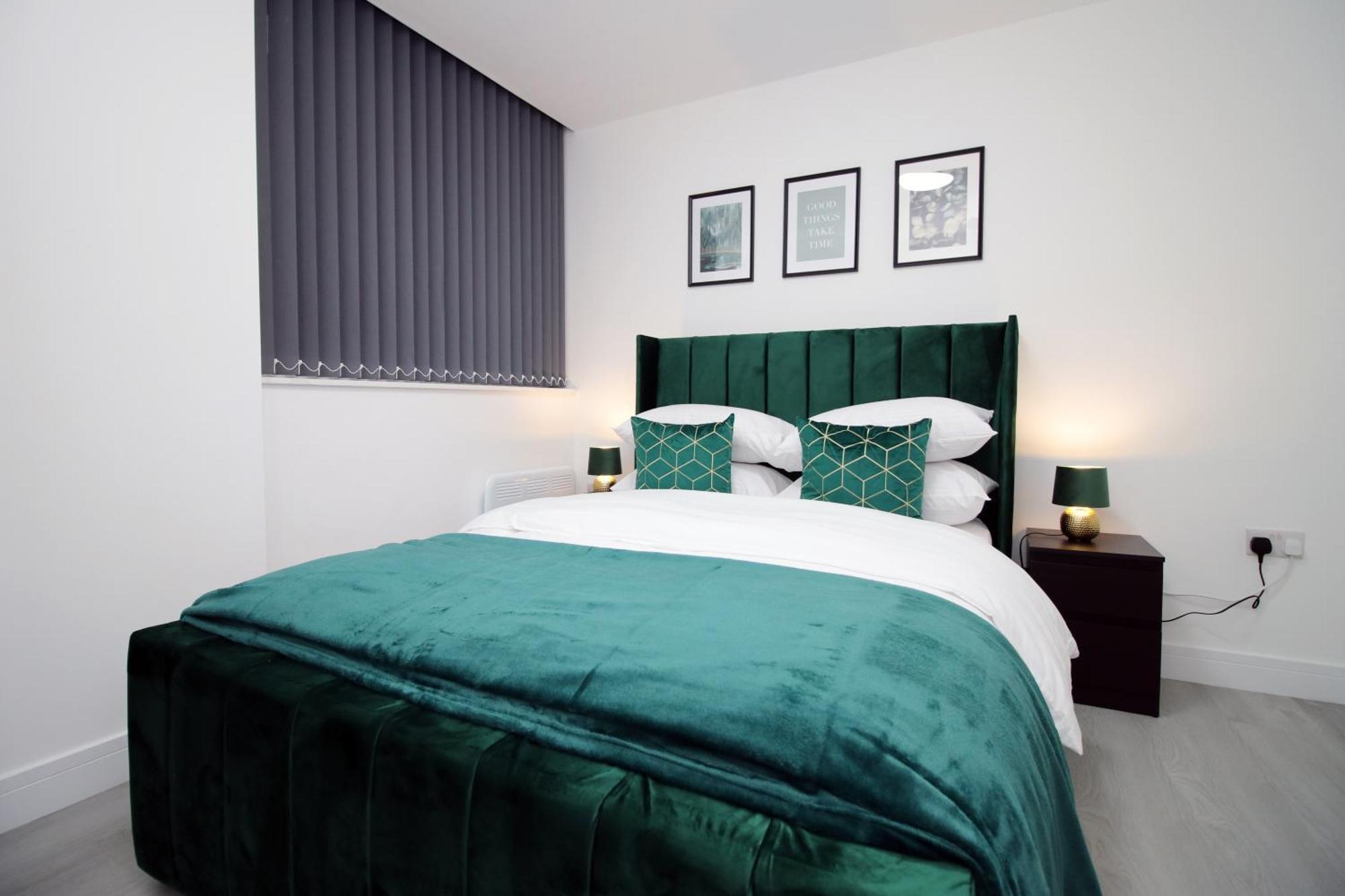 New Cardiff Bloc Exclusive Apartments By Prime Stays - Shops And Parking - Great For Groups And Families Eksteriør billede