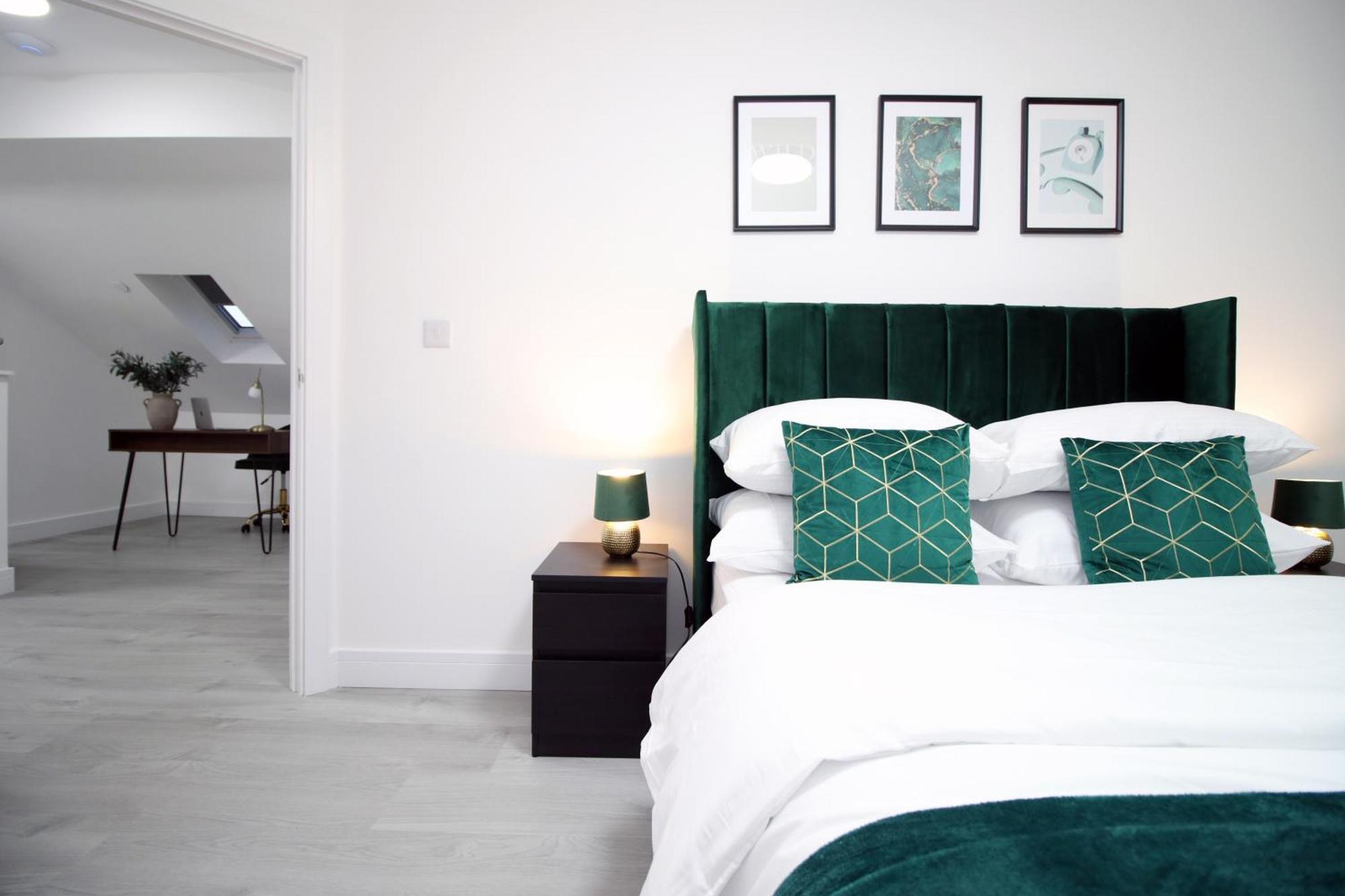 New Cardiff Bloc Exclusive Apartments By Prime Stays - Shops And Parking - Great For Groups And Families Eksteriør billede