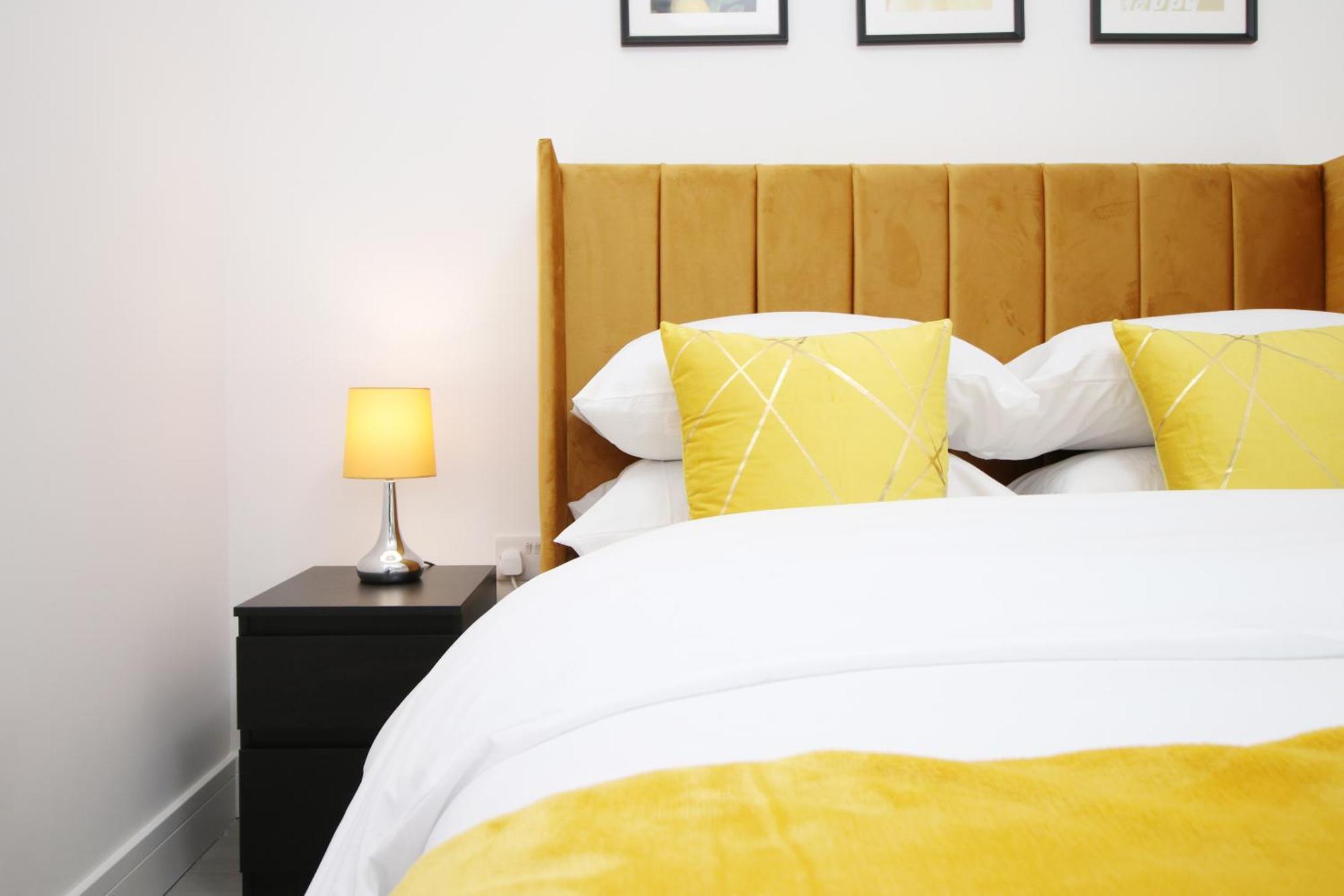New Cardiff Bloc Exclusive Apartments By Prime Stays - Shops And Parking - Great For Groups And Families Eksteriør billede